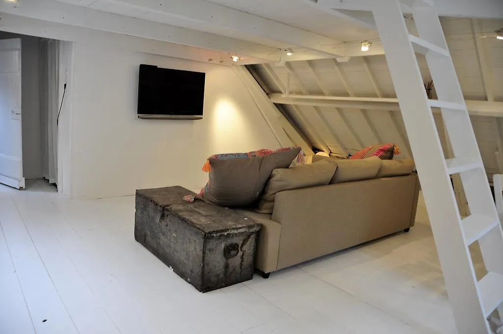Apartment Attic Room Judy'S Zandvoort